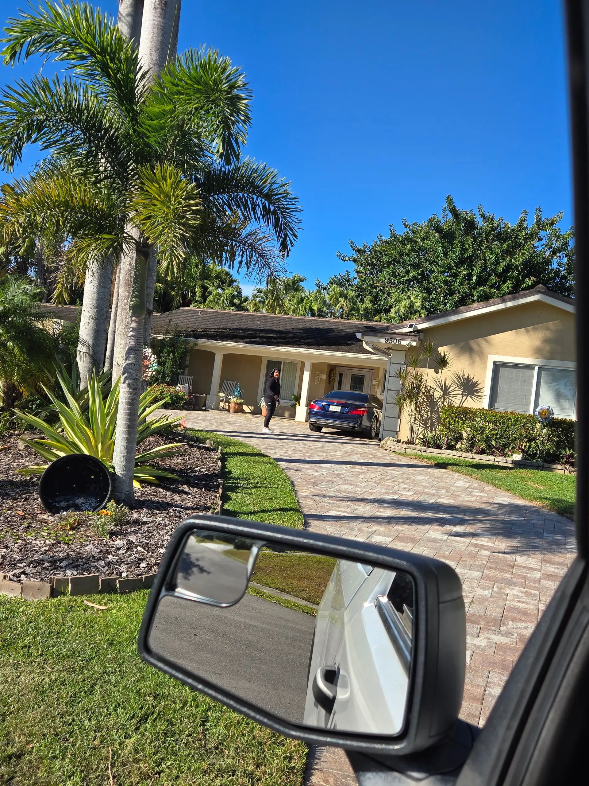 Beautiful driveway paving